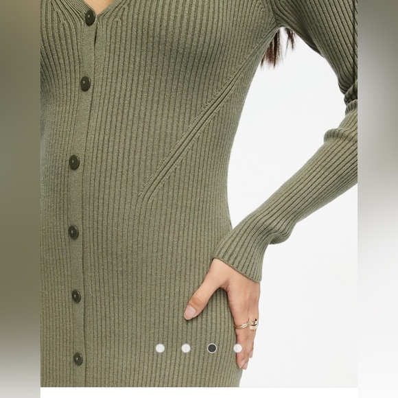 Button Through sweater dress XS in olive green  Abercrombie dress long sleeve - Picture 3 of 6
